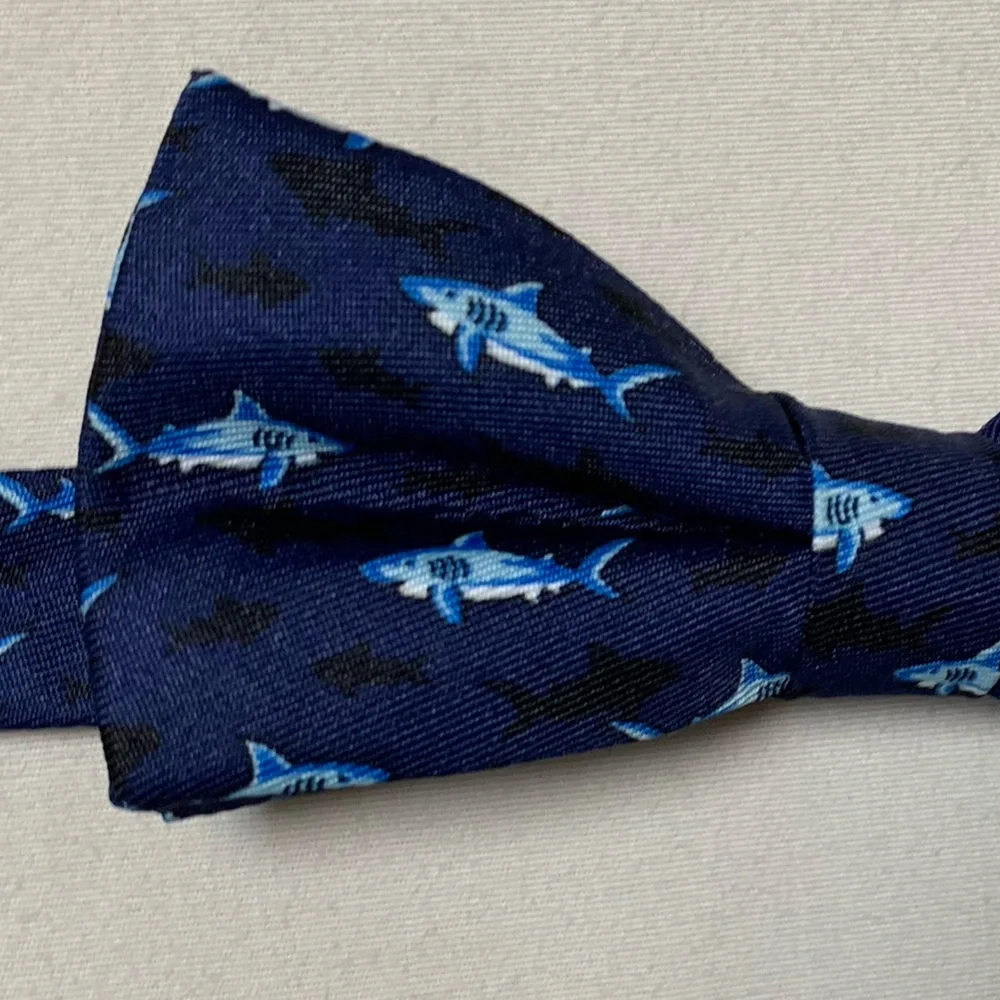 🆕 Wembley Shark Necktie Boy’s Navy Blue Formal Church Child Party Special Event